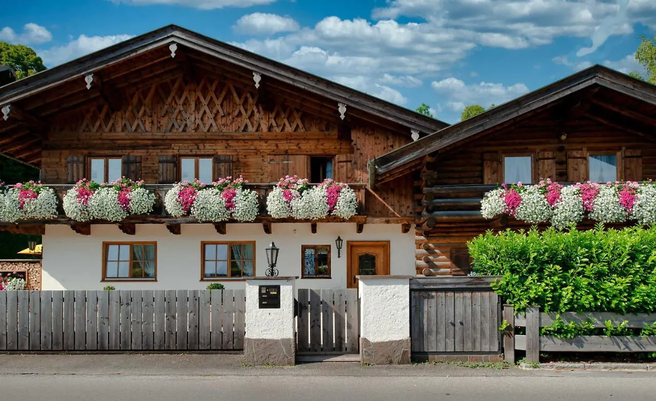 Ferienwohnungen Gerold, Kreuth-Reitrain Oberach